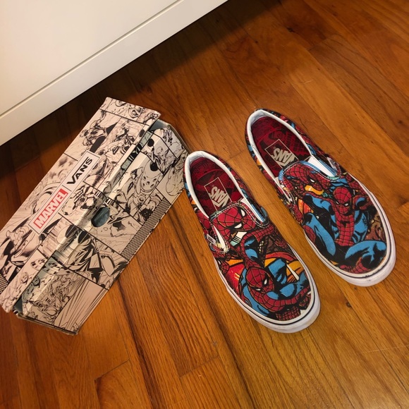 Vans Shoes - Spider man slip on vans
